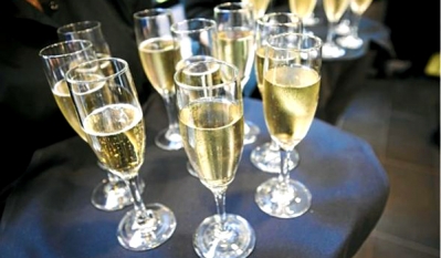 La cantina del ristorante Barcollo: spumanti, champagne